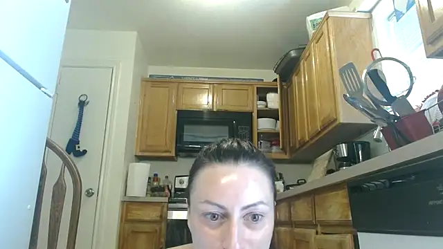 Snapshot of DiamondMonroeXo chatting on 09.12.25 DiamondMonroeXo online show from 09.12.25