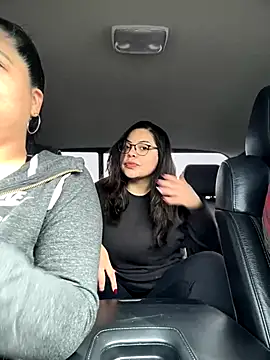 kimmiakiss22 online show from 10.18.25