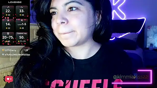 Snapshot of kimmiakiss22 chatting on 02.21.26 kimmiakiss22 online show from 02.21.26