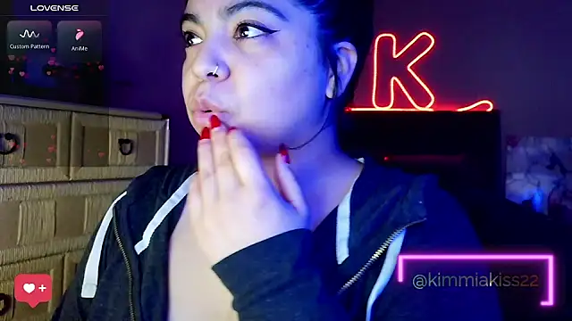 Snapshot of kimmiakiss22 chatting on 02.27.26 kimmiakiss22 online show from 02.27.26