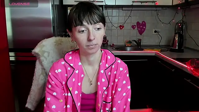 TayanaJons online show from 02.20.25