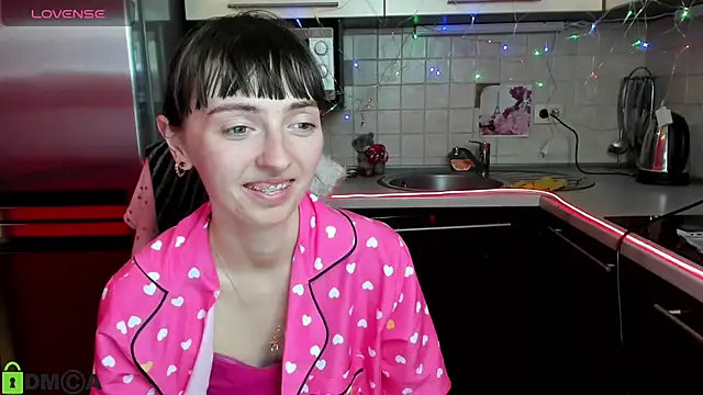 TayanaJons online show from 03.19.25