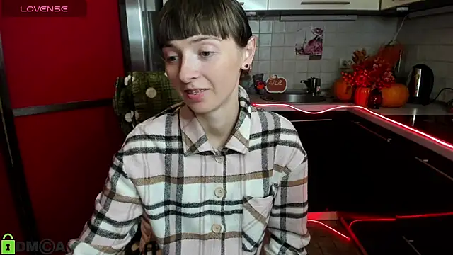 TayanaJons online show from 11.04.25