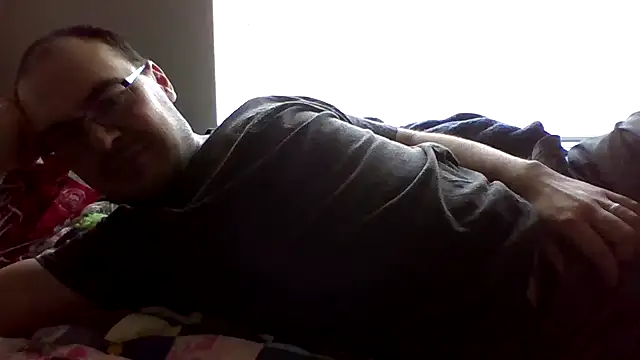 Snapshot of zman237 chatting on 03.19.25 zman237 online show from 03.19.25