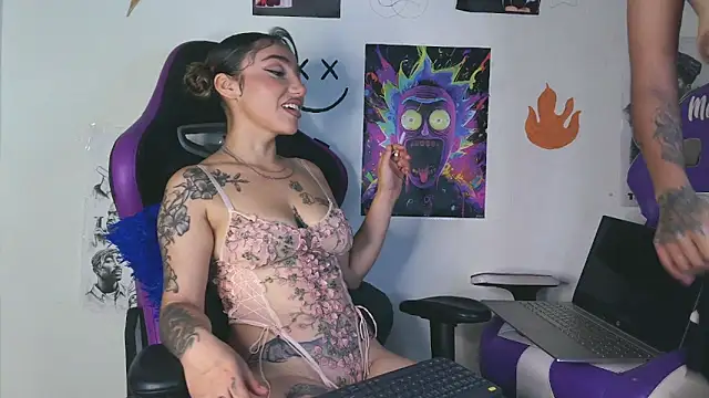 IM MAYA online show from 03.11.25