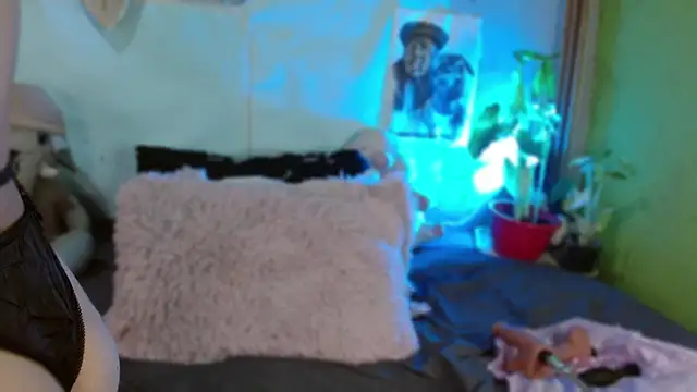 IM MAYA online show from 09.09.25