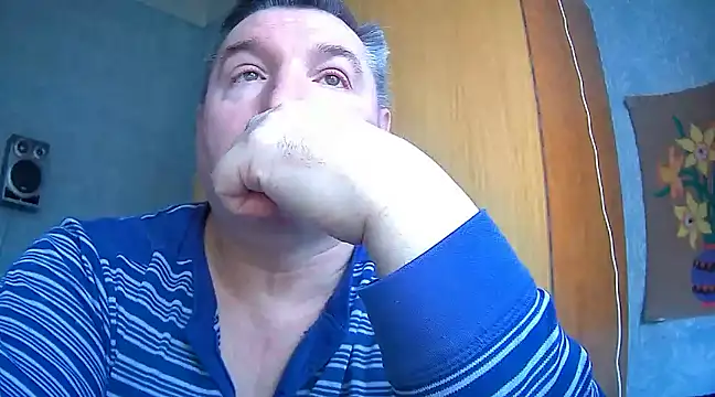 Snapshot of GYurmoka70 chatting on 01.13.25 GYurmoka70 online show from 01.13.25