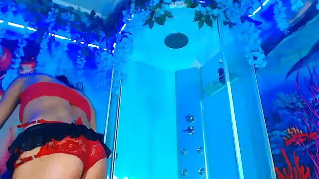 Snapshot of alessa_brown74 chatting on 03.14.25 alessa brown74 online show from 03.14.25