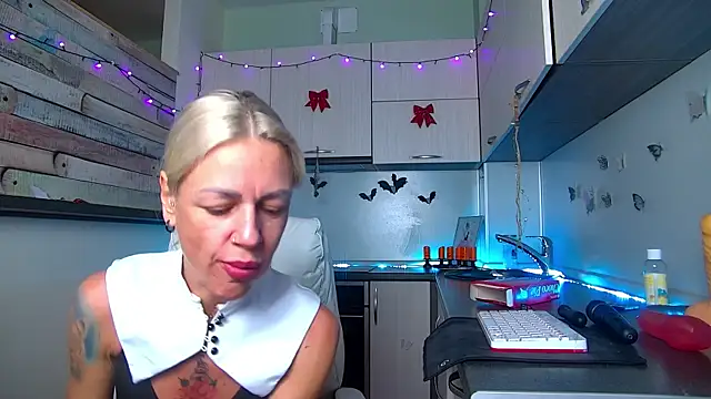 Snapshot of Skinny_Nally chatting on 01.07.26 Skinny Nally online show from 01.07.26