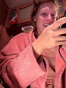 GoldenFlameGoddess online show from 09.13.25