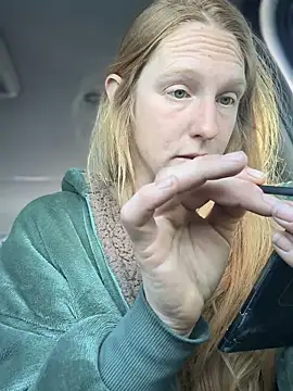 GoldenFlameGoddess online show from 03.05.26