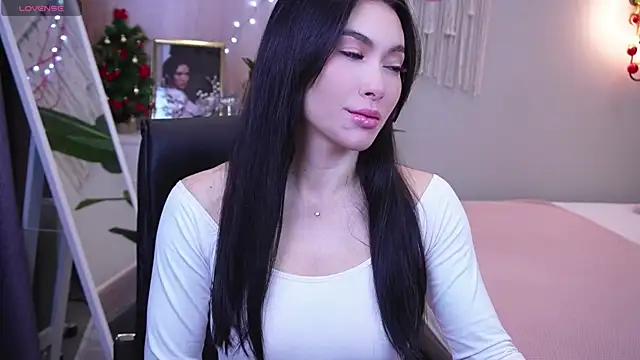 Molly Jons online show from 01.08.25