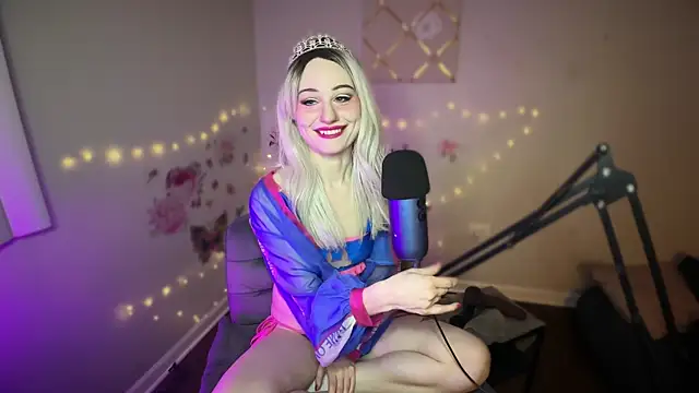 Snapshot of Starr1123 chatting on 11.29.25 Starr1123 online show from 11.29.25