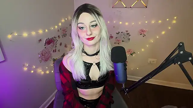 Starr1123 online show from 04.02.26