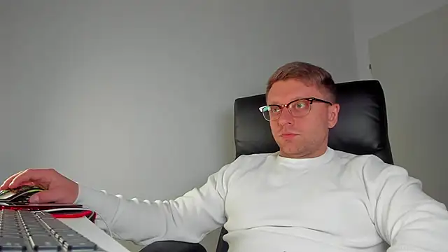 Findom guy online show from 03.18.25