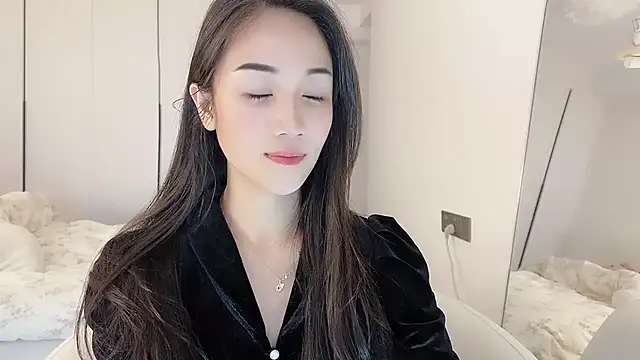 Snapshot of MIa59 chatting on 02.11.26 MIa59 online show from 02.11.26