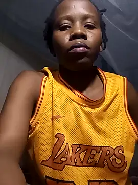 Snapshot of Queentesi chatting on 02.03.25 Queentesi online show from 02.03.25