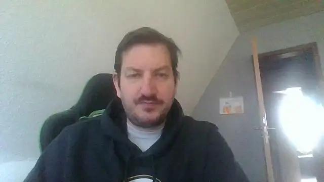 Snapshot of Golffahrer1982 chatting on 11.11.25 Golffahrer1982 online show from 11.11.25