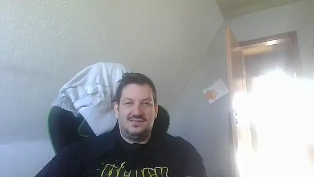Snapshot of Golffahrer1982 chatting on 04.02.26 Golffahrer1982 online show from 04.02.26
