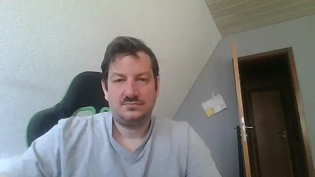 Snapshot of Golffahrer1982 chatting on 06.15.26 Golffahrer1982 online show from 06.15.26