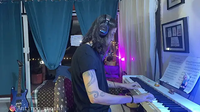 Antinoo Gnothi online show from 12.02.24