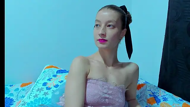 Snapshot of MiiaVolkova chatting on 03.12.26 MiiaVolkova online show from 03.12.26