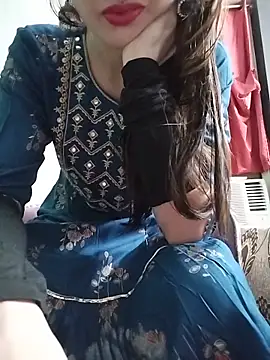 Noor Darliing online show from 05.17.26