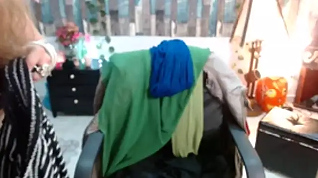 KarimaSarabe online show from 11.04.25