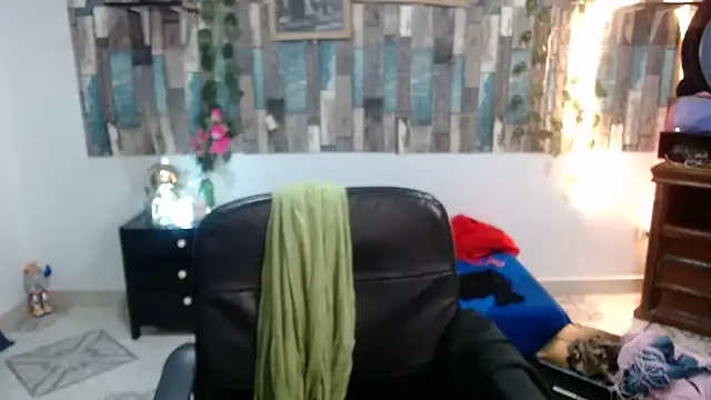 Snapshot of KarimaSarabe chatting on 02.06.26 KarimaSarabe online show from 02.06.26