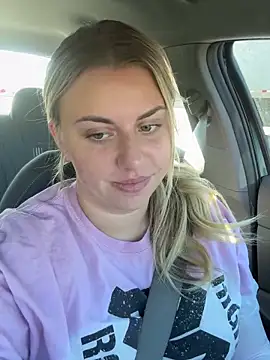 Snapshot of nicolesugarr chatting on 11.06.25 nicolesugarr online show from 11.06.25
