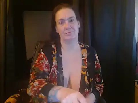 SimoneMoore online show from 02.23.25