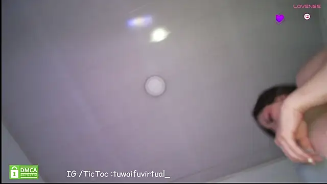 TuWaifuVirtual1 online show from 04.08.26