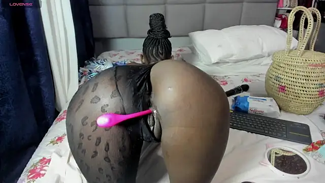 suhaila suus online show from 03.05.26