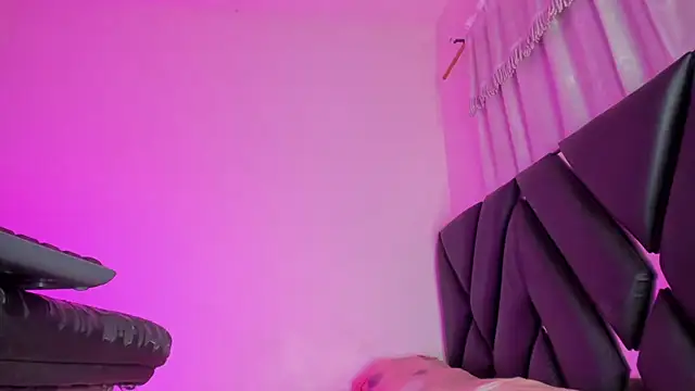 Snapshot of stephany_doll_ chatting on 07.06.26 stephany doll online show from 07.06.26