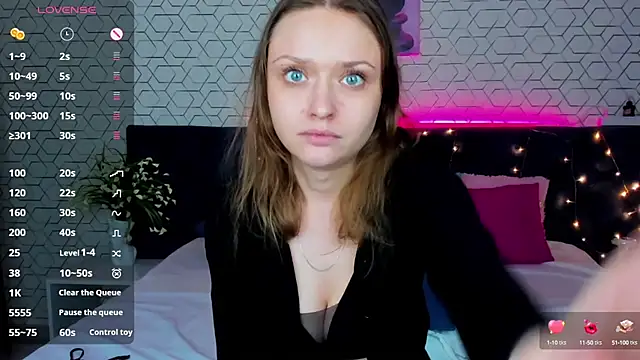 Linda Bryant online show from 12.06.24