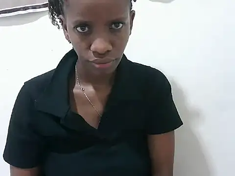 prettybeee online show from 10.22.25