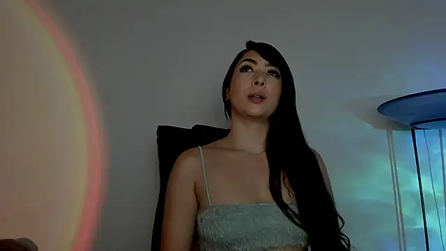 Mila  Paramo online show from 01.28.25