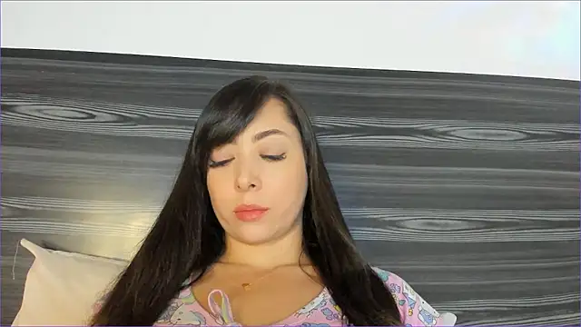 Mila  Paramo online show from 01.14.26