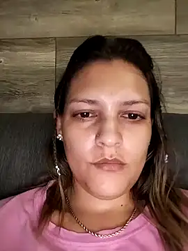 Mia Hampton online show from 12.19.24