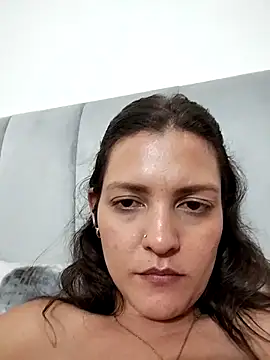 Mia Hampton online show from 03.09.25