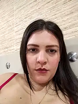 Mia Hampton online show from 09.26.25