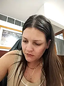 Snapshot of Mia_Hampton chatting on 04.14.26 Mia Hampton online show from 04.14.26