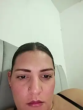 Snapshot of Mia_Hampton chatting on 05.15.26 Mia Hampton online show from 05.15.26