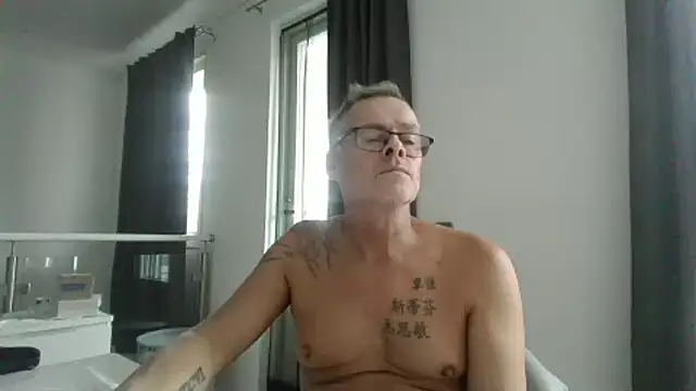 DarrenSullivanSlut online show from 03.10.25