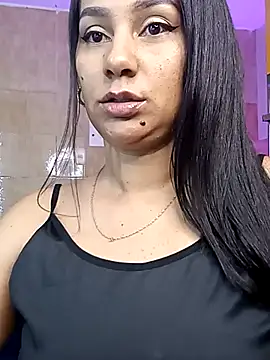 Leticia goddes online show from 03.12.25