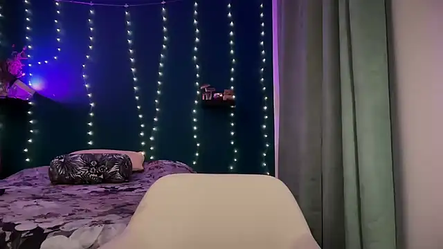 MistyParadiso online show from 01.15.25