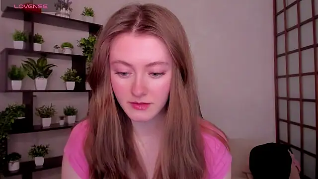 KateCuddle online show from 02.23.26