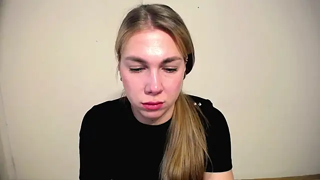 Sport Tall Doll online show from 04.23.26