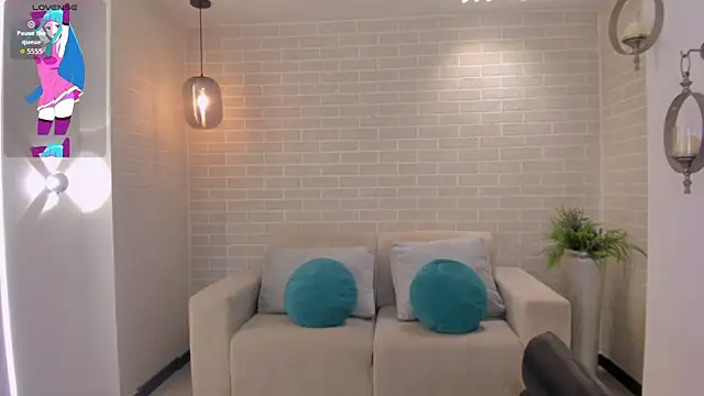 Snapshot of KendraClarkX chatting on 05.27.26 KendraClarkX online show from 05.27.26