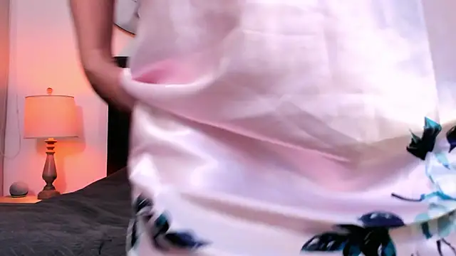 SaharaGarcia   online show from 12.29.24